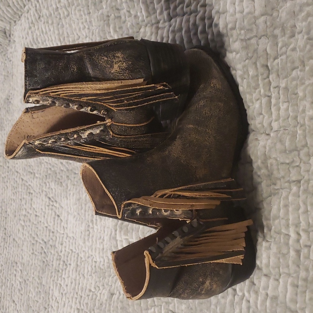Corral boots